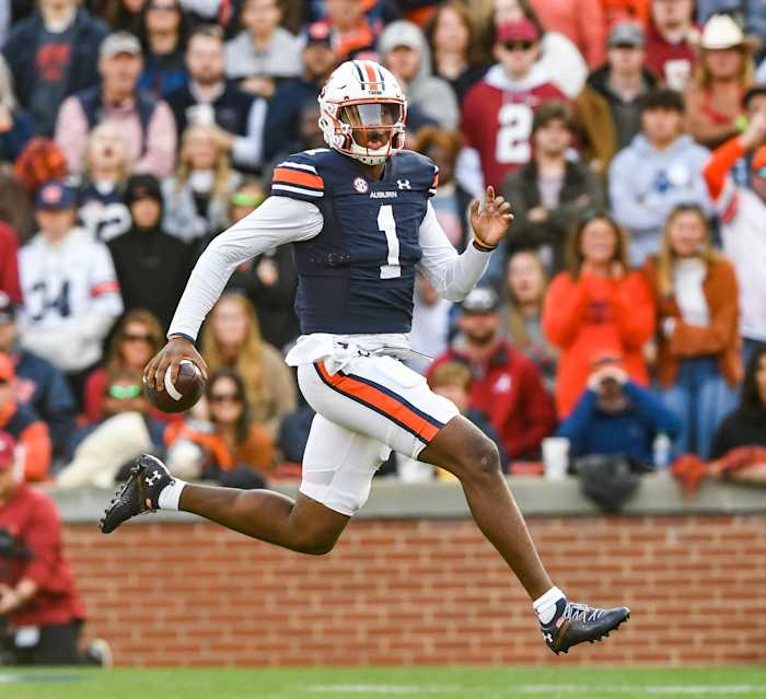 Auburn quarterback T.J. Finley